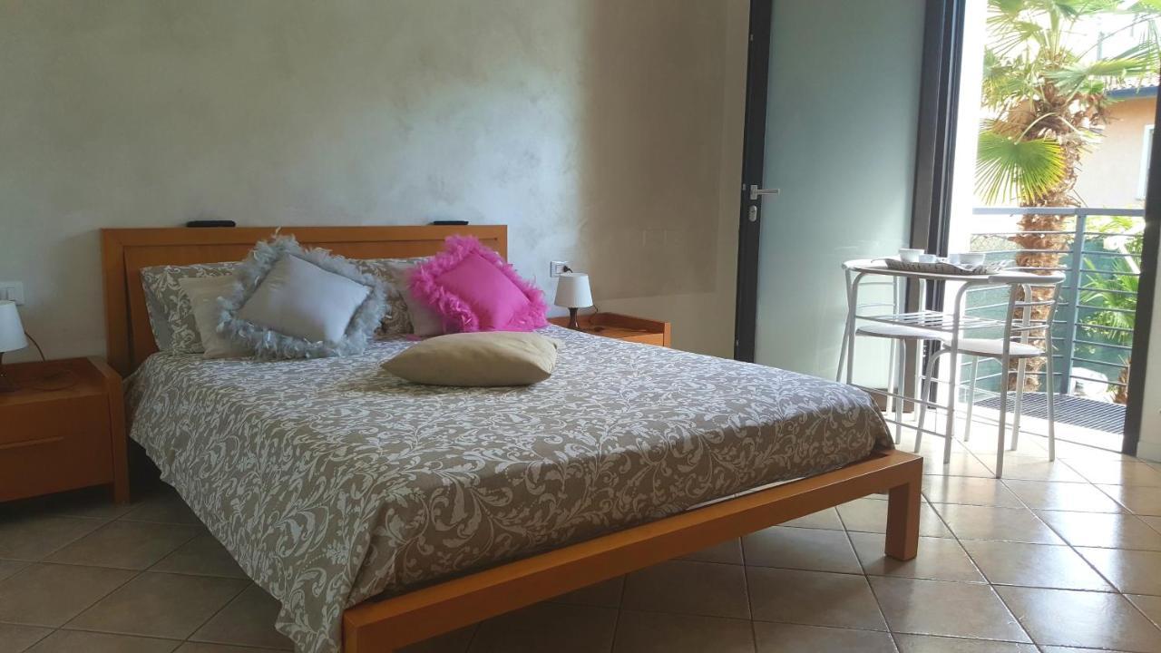 B&B Casa Gaia - Sirmione Luaran gambar