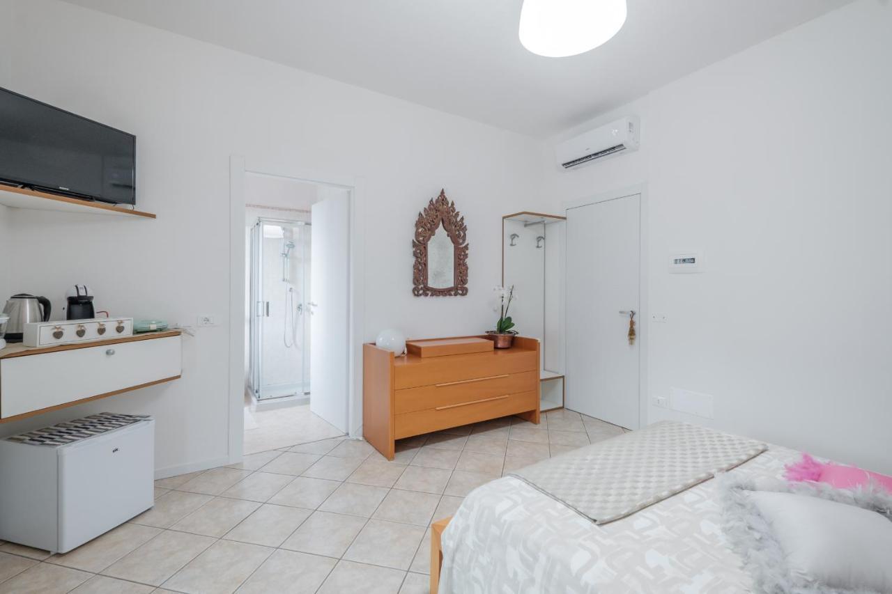 B&B Casa Gaia - Sirmione Luaran gambar